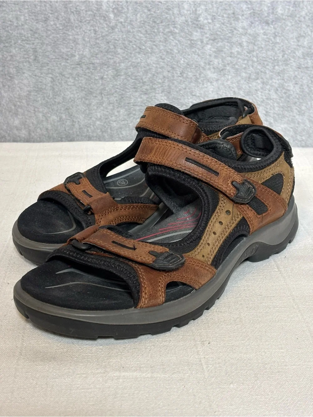 ECCO Offroad Yucatan Sport Leather Sandal-Bison/Mineral/Black-Women Size 40/US 9